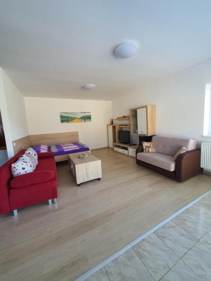 הוסטופצ'ה Apartman Kurdejov מראה חיצוני תמונה