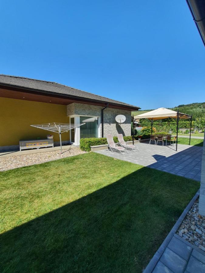 הוסטופצ'ה Apartman Kurdejov מראה חיצוני תמונה