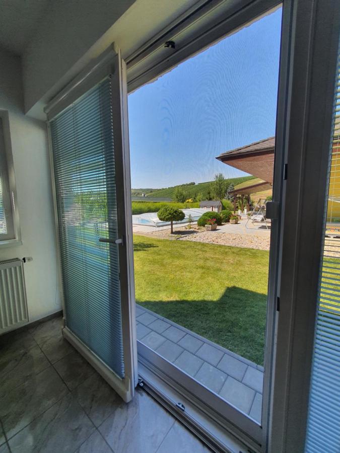 הוסטופצ'ה Apartman Kurdejov מראה חיצוני תמונה